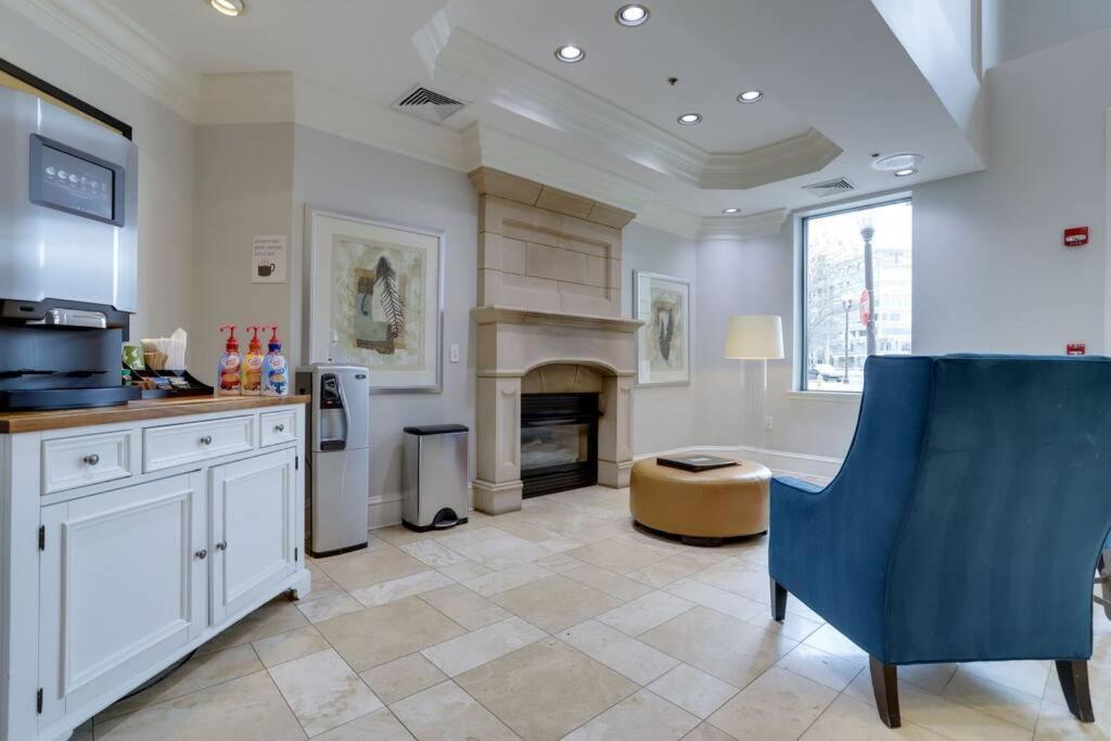 Fantastic 1 Bedroom Condo At Ballston With Gym Arlington Exterior foto